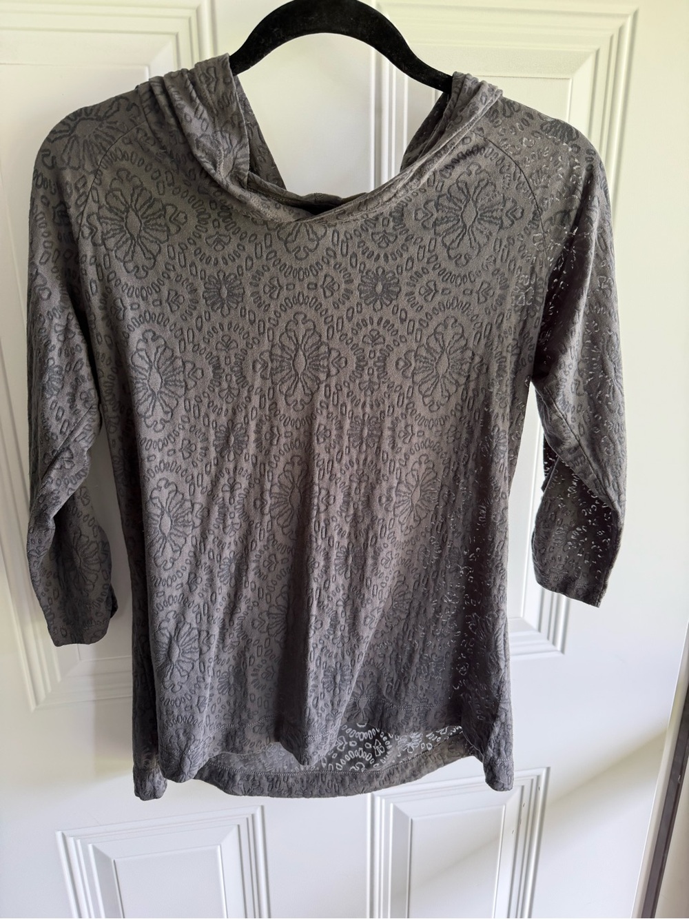 Columbia women’s burnout hoodie shirt size M